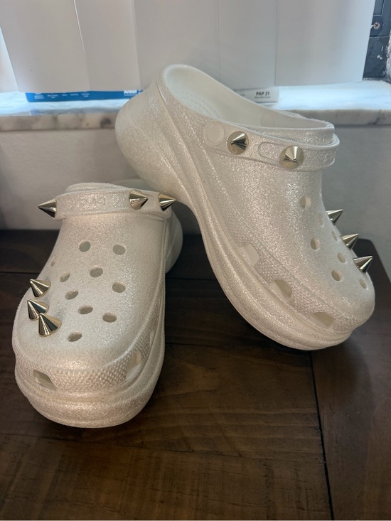 CROCS Shoes - Crocs Classic Bae Glitter Stud Clog Womens size 8 gold stud RARE crocs